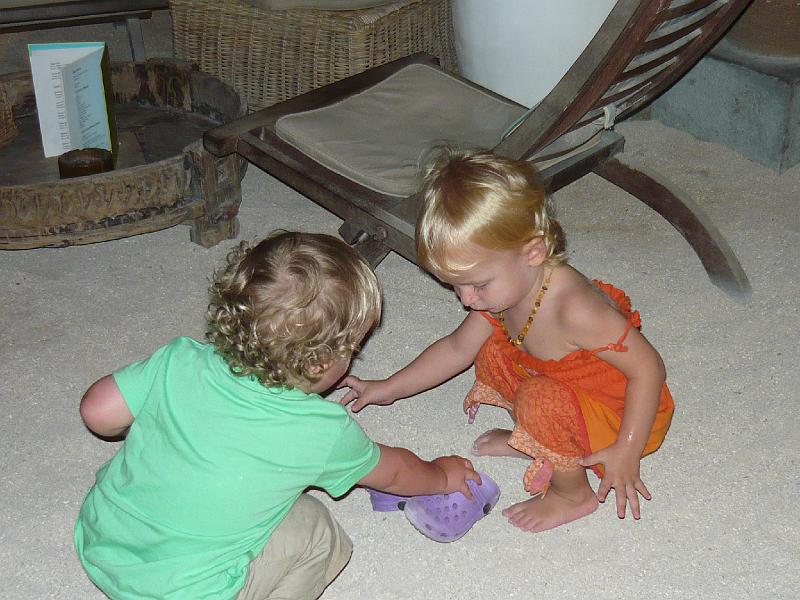 P1000391.JPG - some friends of Gustaf